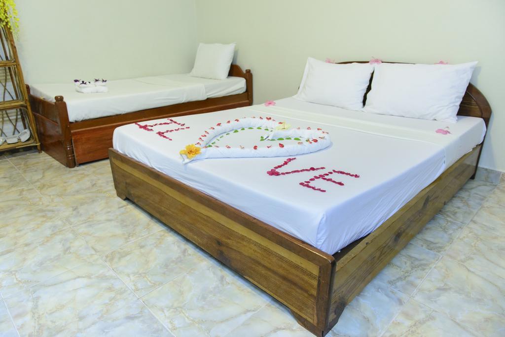 Zana Beach Guesthouse Sihanoukville Exterior photo