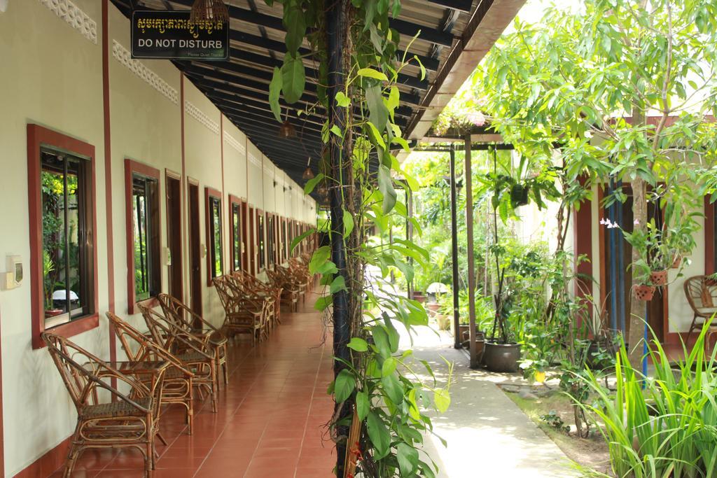 Zana Beach Guesthouse Sihanoukville Exterior photo