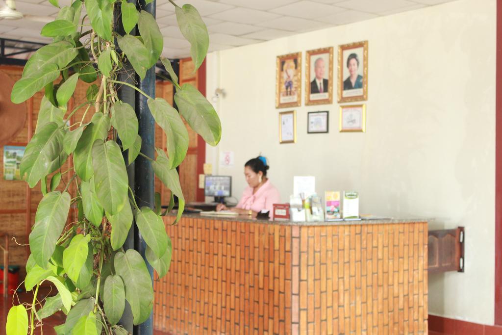 Zana Beach Guesthouse Sihanoukville Exterior photo